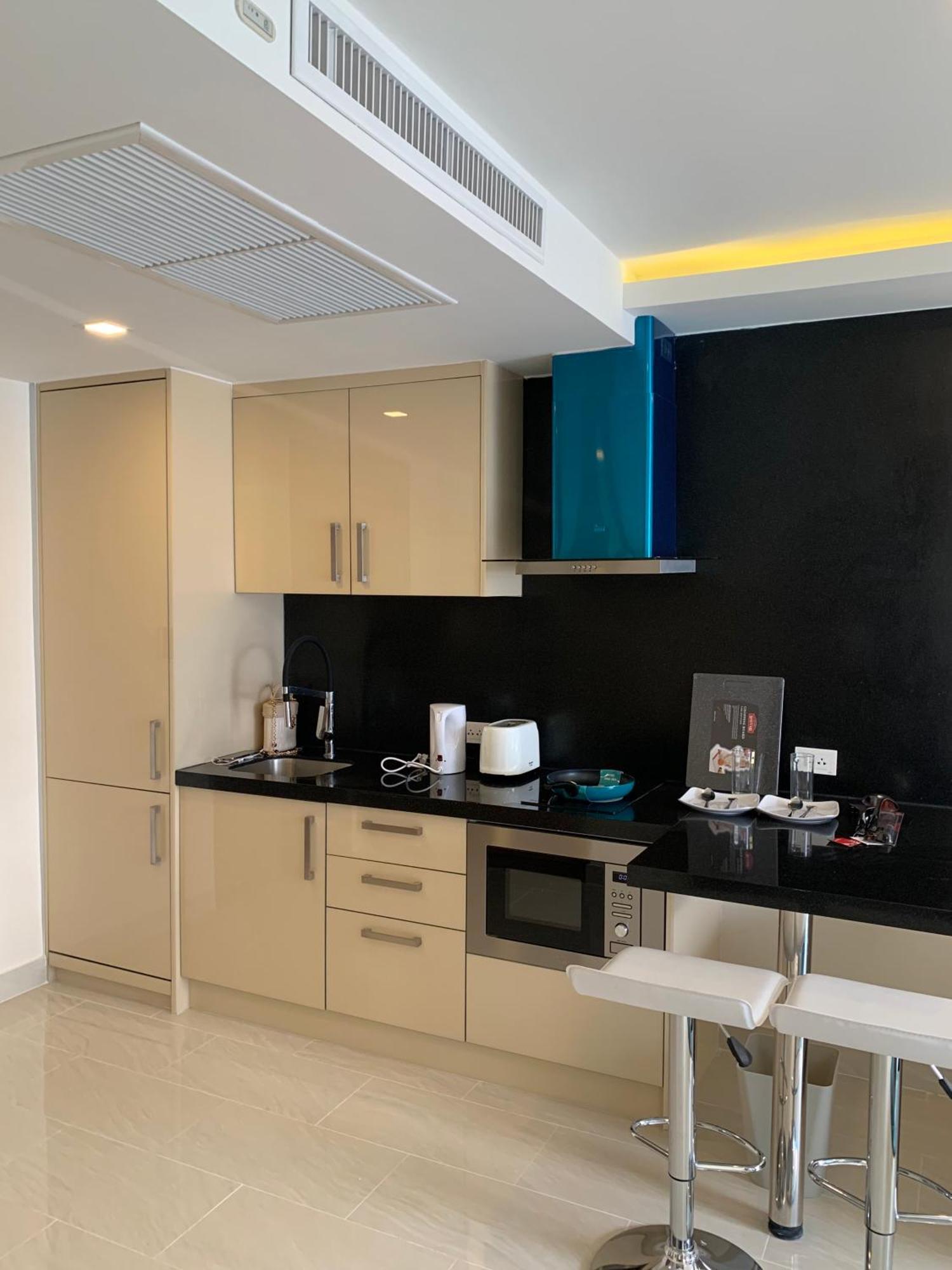 Centara Avenue Residence By Daisy Pattaya 1 Exterior photo